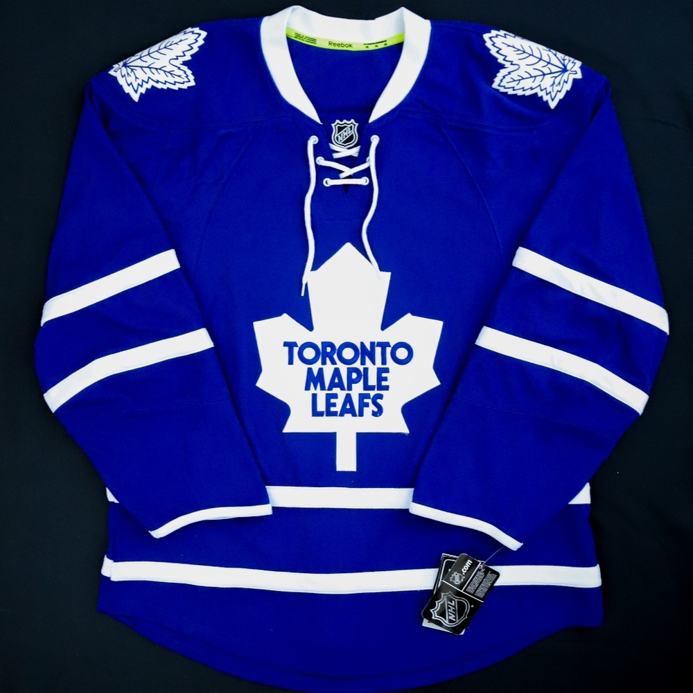 NEW WlTH TAGS Toronto Maple Leafs Home Reebok Indo-EDGE Hockey Jersey - Size 46